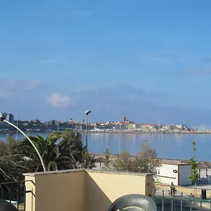 https://la-terrazza-di-marisal.hotelsalgherosardinia.com